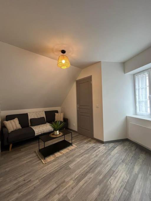 Charmante Maison De Bourg Cosy Acces Wifi Sepmes 외부 사진