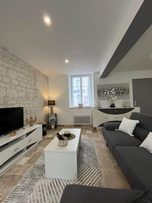Charmante Maison De Bourg Cosy Acces Wifi Sepmes 외부 사진